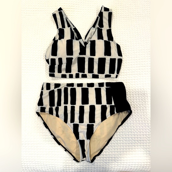 Nani High waisted Bikini Set - Picture 2 of 6